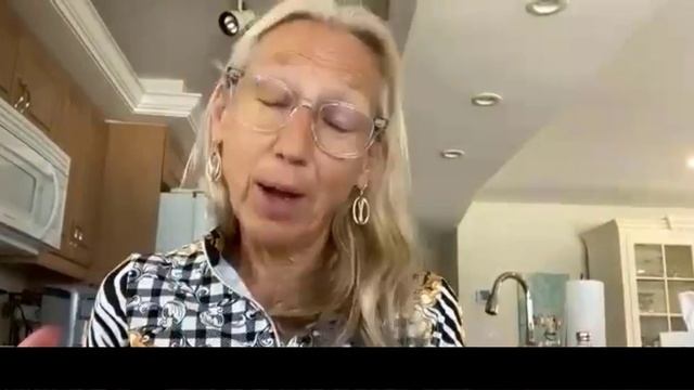 Talking Trends with Frances Horodelski: Market Insights from a Financial Veteran смотреть онлайн