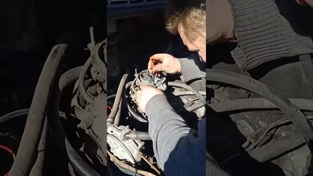 Восстановление резьбы с помощью набора для восстановления резьб смотреть онлайн