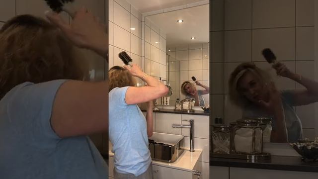 Everyday Blow Dry | Anthea Turner смотреть онлайн
