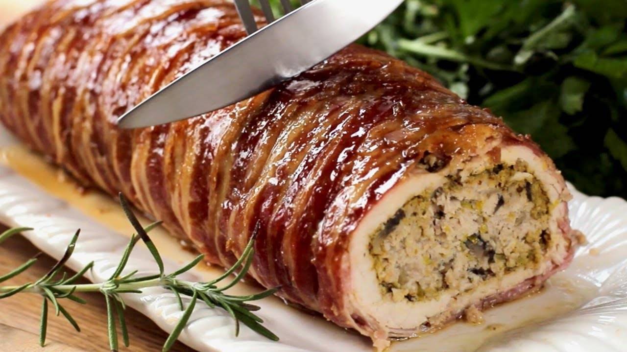 Самый вкусный мясной рулет из фарша! Самый вкусный мясной рулет! Теперь я готовлю его только так! смотреть онлайн