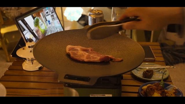 [SUB] 겨울 감성 캠핑 브이로그☃️｜연곡해변 솔향기 캠핑장 with 레트로스 허브쉘터｜귀여운 고양이 손님들과🐈 смотреть онлайн
