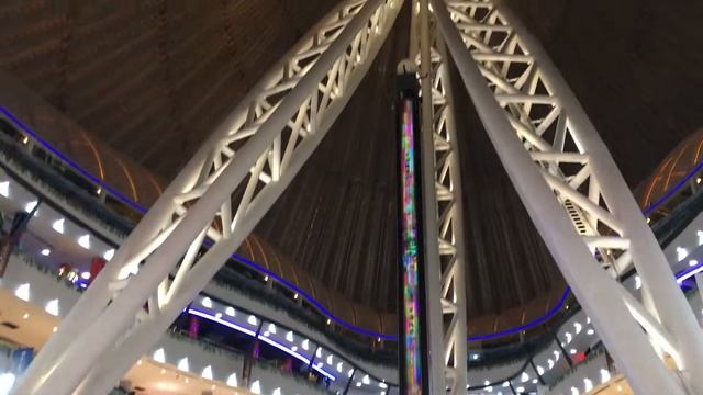 Astana, Kazakhstan Jun 2017: Inside the Khan Shatyr. смотреть онлайн