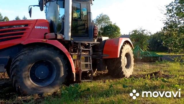 Дискуем огород на тракторе Кировец к742ст сезон 2022 #кировец смотреть онлайн