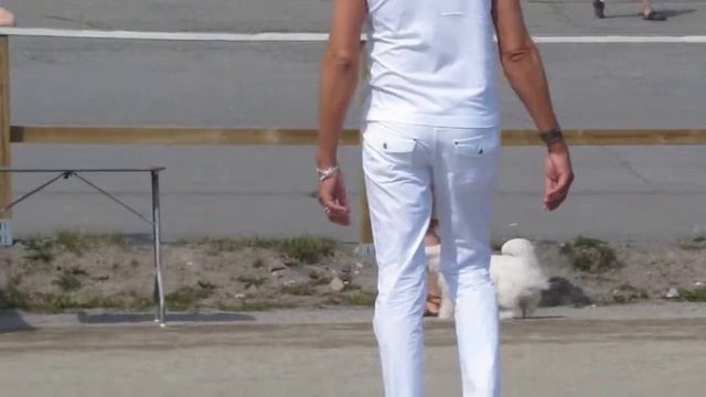 Passer by Keep Running Eri1 смотреть онлайн