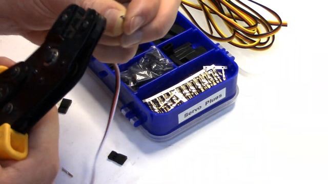 How To Crimp Servo Connectors смотреть онлайн