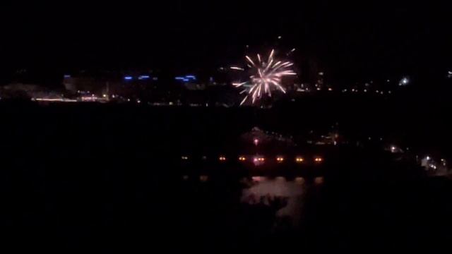 #Марбелья Отель Дон Пепе Гран Мелиа | Балкон номера RedLevel | вид на фейерверк под Пуэрто Банус. смотреть онлайн