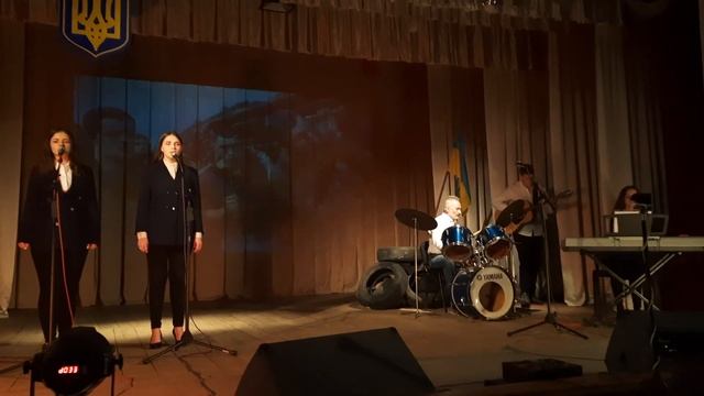 Квартет "Надія". Пісня присвячена пам'яті Героям Небесної Сотні. смотреть онлайн