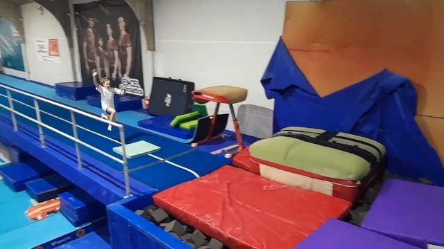 винт в перёд или по английскому full twist front смотреть онлайн