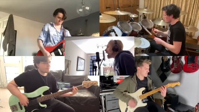 Arctic Monkeys - I Bet You Look Good On The Dance Floor - The JD Experience смотреть онлайн