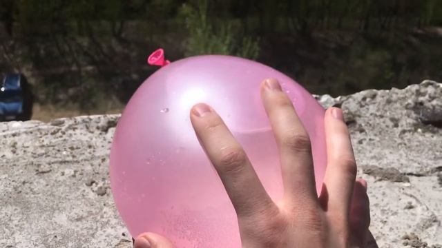 Падание шарик цвета розовые на 7 Этажа. смотреть онлайн