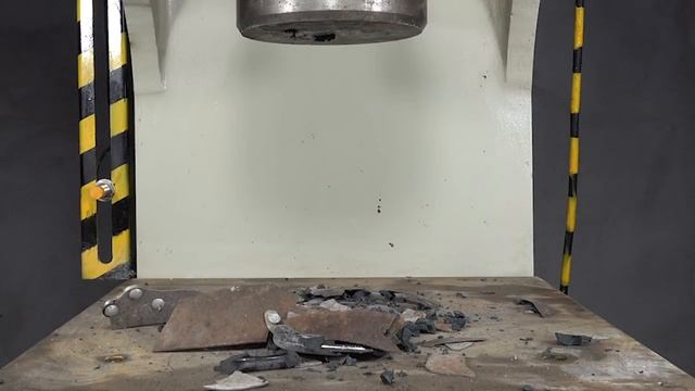 Large piece of wood challenges 100 tons of hydraulic press, who will be stronger смотреть онлайн