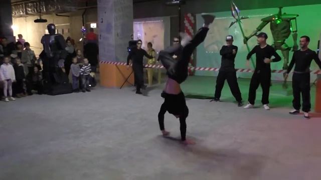 Выставка роботов и трансформеров в Минске смотреть онлайн