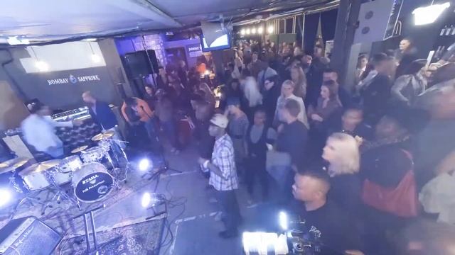 The Union Pop Up Bar with Bombay Sapphire 2014 - Grand Opening смотреть онлайн