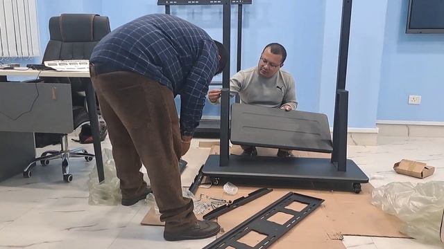 How to setup trolley smart board stand || Easy to setup smart board stand смотреть онлайн