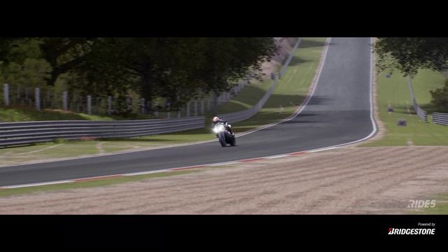 Ride5 BMW S1000rr at Brands Hatch смотреть онлайн