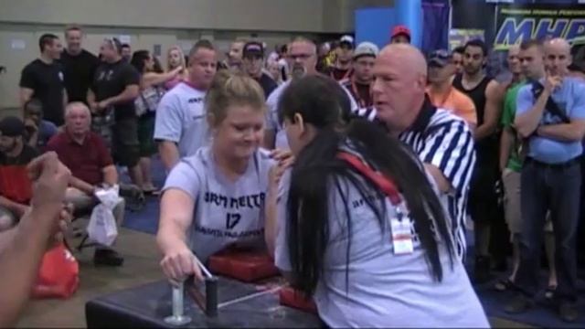 Janet Riehle vs. Laura Cook смотреть онлайн