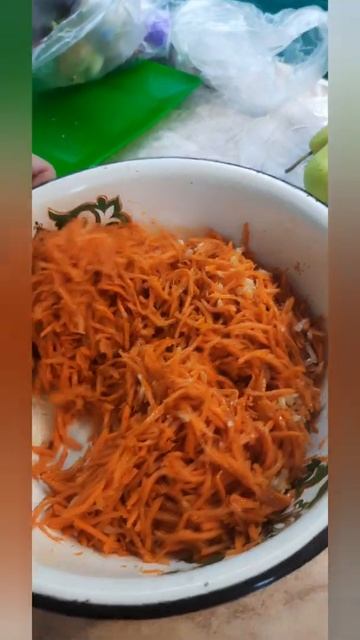 готовим морковь 🥕 по корейски 👌без косяков не обошлось 😤 смотреть онлайн