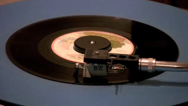 Free - Wishing Well - 45 RPM смотреть онлайн