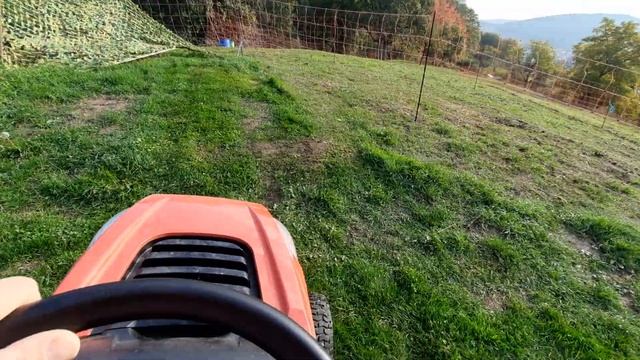 Rasentraktor Efco 84 im Einsatz смотреть онлайн