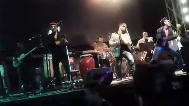 Adriano bailando salsa смотреть онлайн