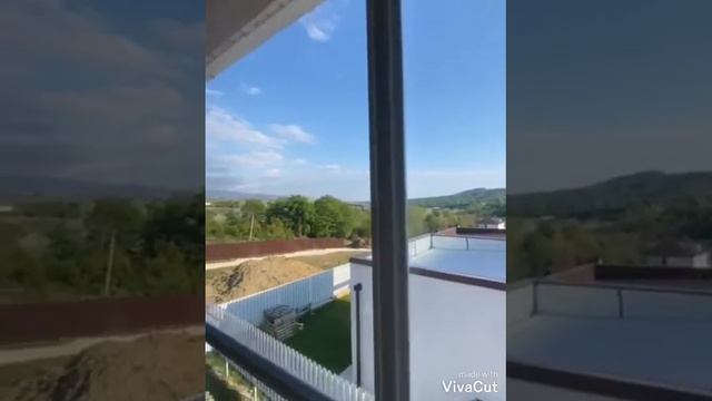 Дом с видом на гоpы и моpе. смотреть онлайн