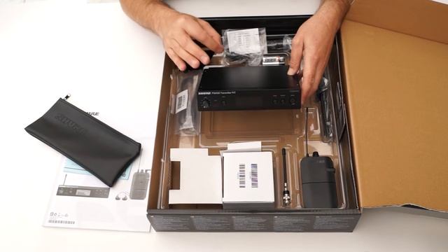 Unboxing Shure PSM300