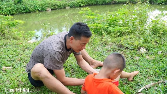 Oh My God! That's Not True. It's Just Anh Vuong's Sister.