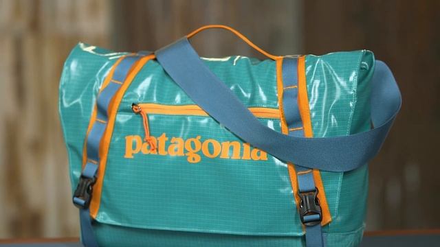 Why You Need a Patagonia Black Hole Mini Messenger 12L смотреть онлайн