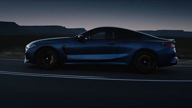 BMW M8 Competition Coupé. смотреть онлайн