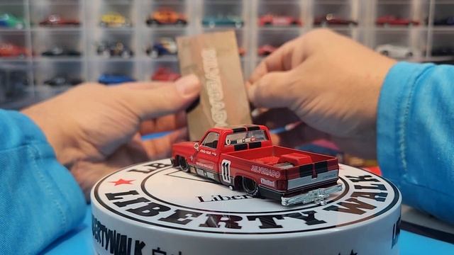 Time to crack open some amazing diecast смотреть онлайн