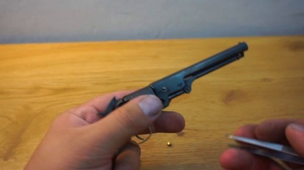 Miniature Colt Navy 1851 in 1/2 scale