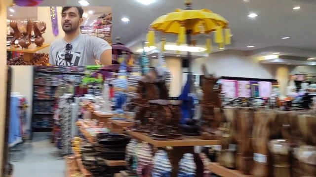 Bali has so much for shopping. Let me show you the shopping center in Bali. смотреть онлайн