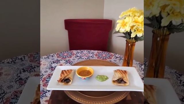 Quick Bites: Vegetarian Quesadillas смотреть онлайн