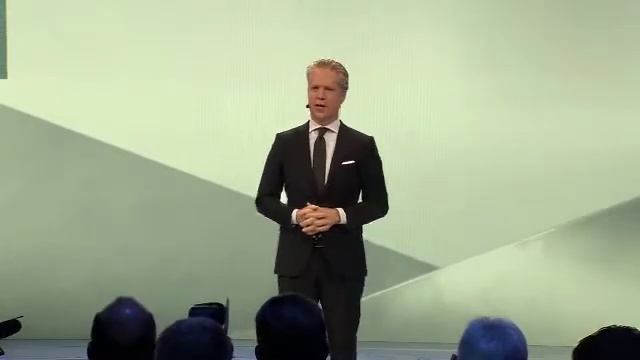 UNCUT: Audi 2014 reveals at NAIAS смотреть онлайн
