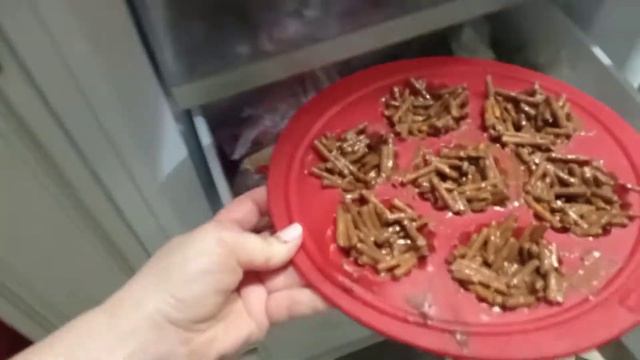 Шоколадные гнёзда. Десерт за 20минут. Украшение для кулича)