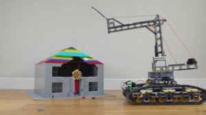 Разрушаем дом из конструктора LEGO! | Destroying a LEGO House!