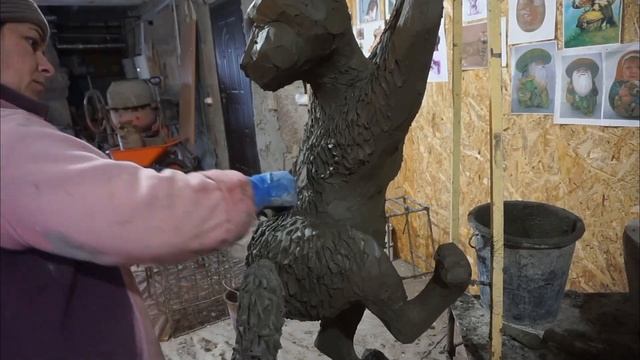 Скульптура кота из цемента. смотреть онлайн