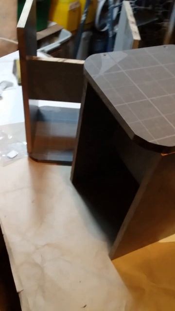 в рабочее время домой мебели наделал табуретки из фанеры под бетон в рабочее время делаю для себя смотреть онлайн