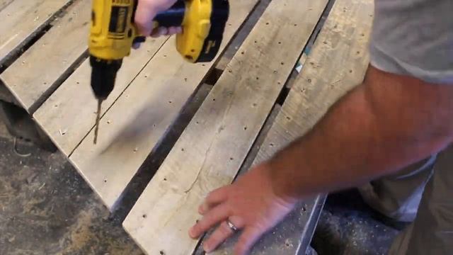 DIY PALLET CHRISTMAS TREE LED LIGHTS смотреть онлайн