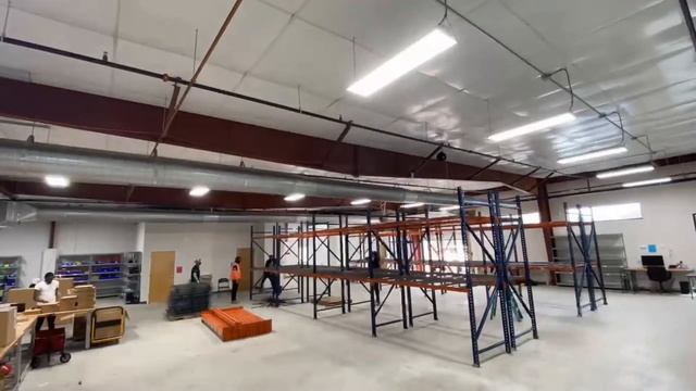 Teardrop pallet storage racking installation - Hillsborough, NC смотреть онлайн