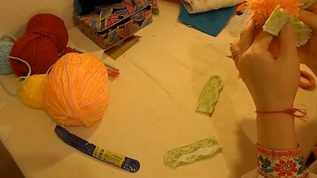 В гостях у тётушки Забавушки Удивительный мир игрушек из помпонов смотреть онлайн