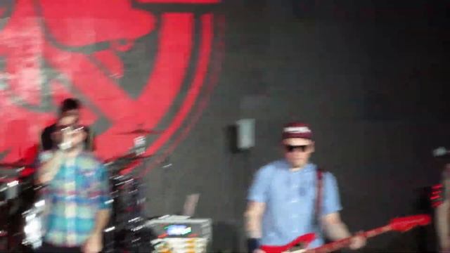Элизиум/Ад наш/20.04.2017/Live in Petersburg смотреть онлайн