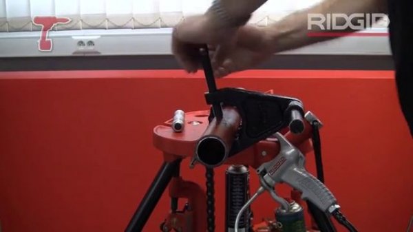 RIDGID 690-C (41967) Power Threader Pipe capacity ½" - 2"