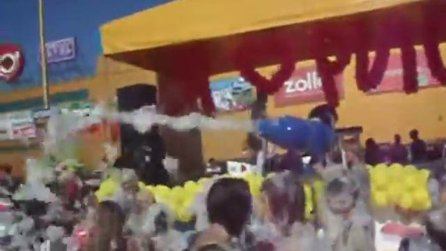 Пенная пушка. Открытие ТРЦ "РИО", Белгород смотреть онлайн