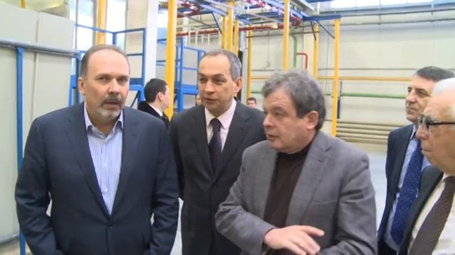 Министр ЖКХ и строительства РФ на лифтовом заводе смотреть онлайн