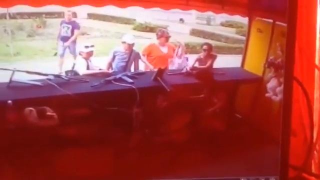 Ксюша электрик от Бога смотреть онлайн