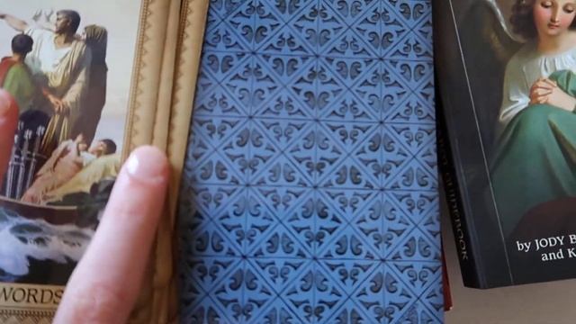 Influence of Angels tarot Deck and Guidebook / Таро Влияние Ангелов смотреть онлайн