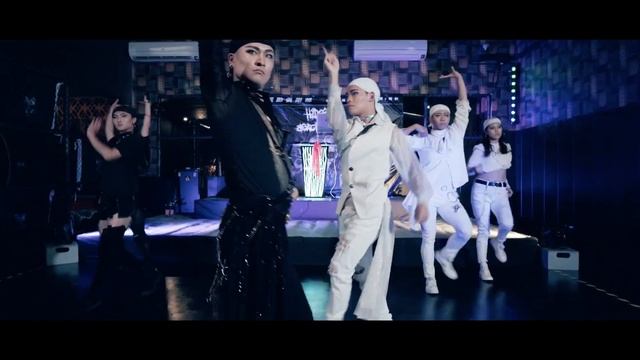 Akuma Diva X Bogie Waacking X Voguing choreography смотреть онлайн