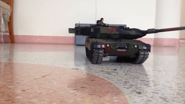 Leopard 2 A6 Tamiya 1/16 смотреть онлайн