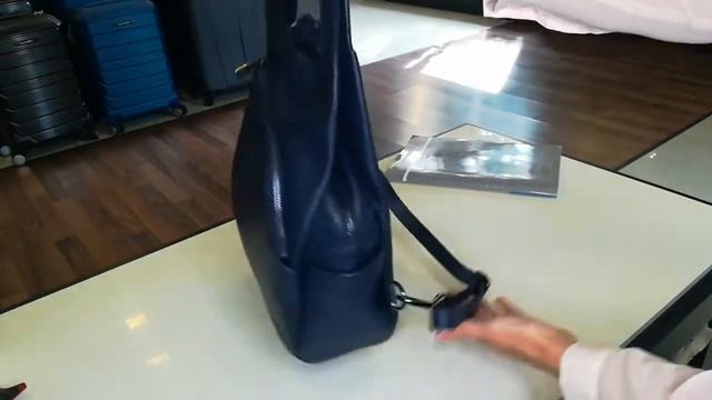 РЮКЗАК ЖЕНСКИЙ EMANUELA FERRETTI 562047 С КАРМАНОМ НА МОЛНИИ D.BLUE FLOATER СИНИЙ смотреть онлайн